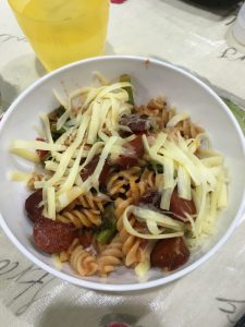 Buzymum - Chorizo and veg pasta