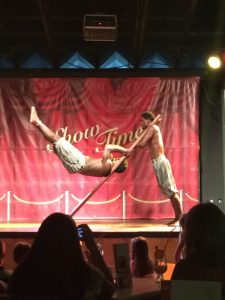 Buzymum - Hotel entertainment, acrobatics
