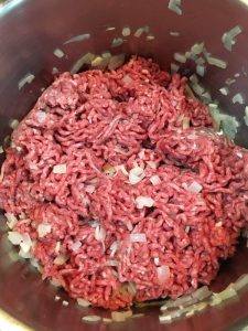 Buzymum - Onion, garlic and beef mince