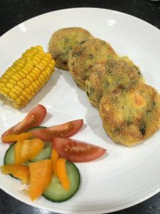 Buzymum - Crunchy salmon fish cakes with a polenta coating