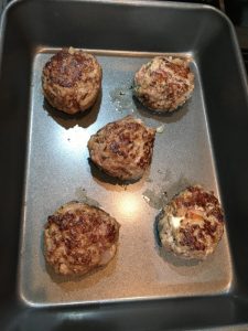 Buzymum - Meatballs have been fried, now ready for the oven