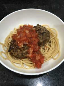Buzymum - Spaghetti & Mozzarella Meatballs with a basic Tomato Sauce
