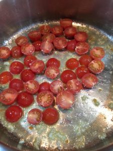 Buzymum - Garlic and tomatoes in butter