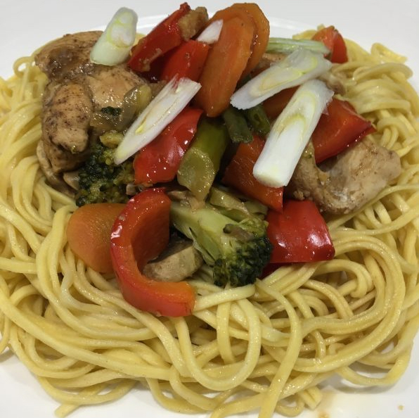 Buzymum - Chinese chicken, veggie noodles