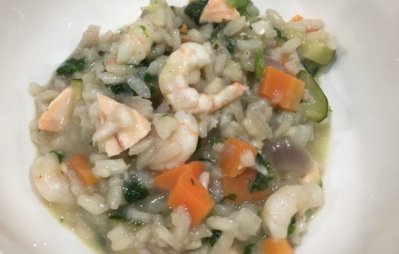 Buzymum - Frugal fish risotto with hake, salmon and prawns